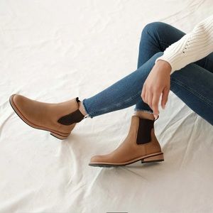 NEW Nisolo Carmen Chelsea Boot — size 9.5